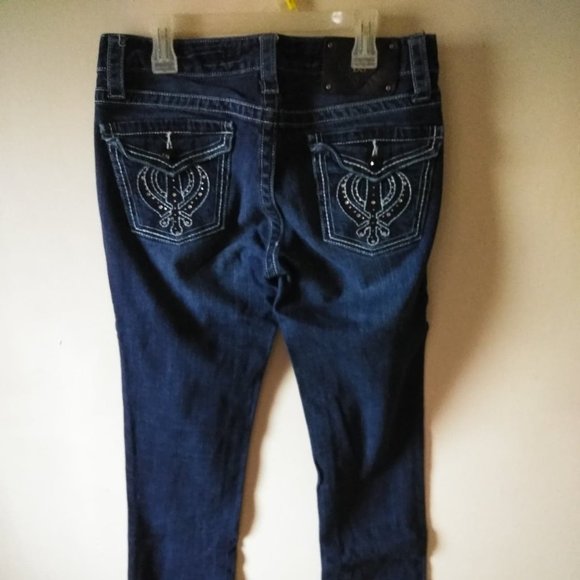 ✨2 for 25✨D9 Jett Dark Wash Skinny Jeans - Picture 2 of 5